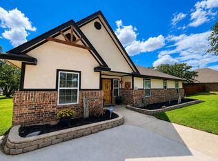 420 Sessums Rd, Springtown, TX 76082