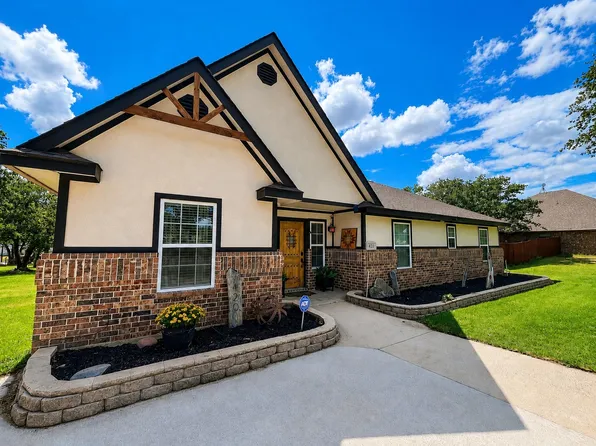 420 Sessums Rd, Springtown, TX 76082