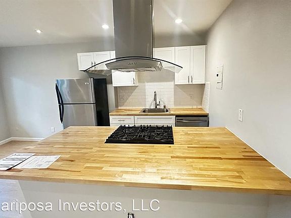 2nd image of 730 N Mariposa Ave #15363557