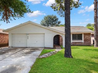 9407 Willow Wood Ln, Houston, TX 77086