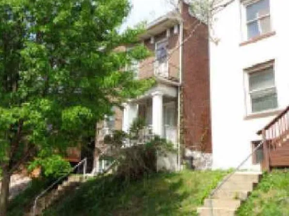 2147 Stansbury St, Saint Louis, MO 63118