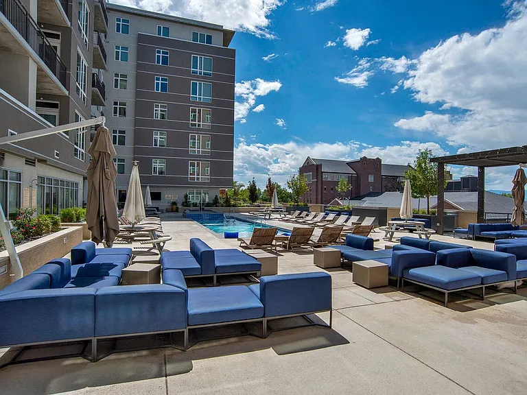 Rooftop Deck with Aqua Lounge