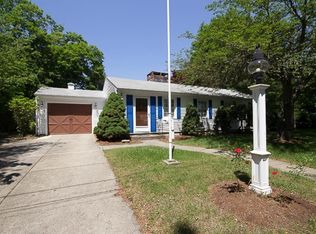 131 Bradford Ave, East Providence, RI 02914