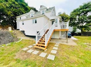 9 Dervin Pl, Clinton, MA 01510
