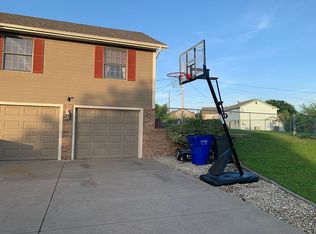 109 S Kaw Dr, Junction City, KS 66441