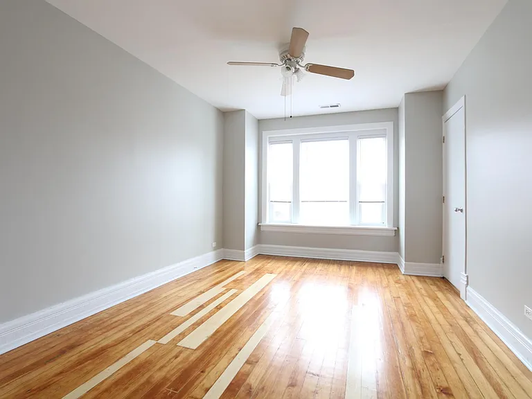 2029 W 21st Pl #2F — Photo 2