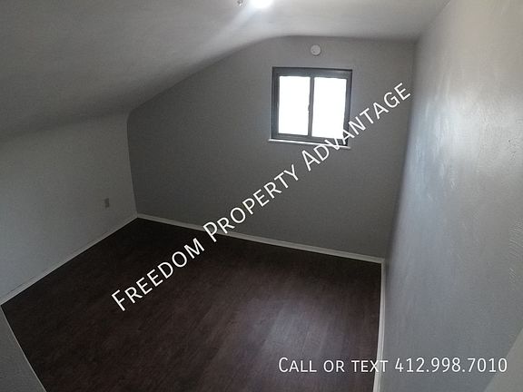4th image of 129 S 17th St Floor 3