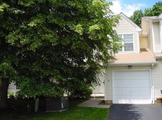 3 Watchung Trl, Branchburg, NJ 08876