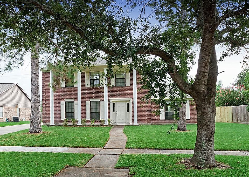 1st image of 2001 Harbour Cir