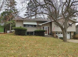 909 S 10th St, Wausau, WI 54403