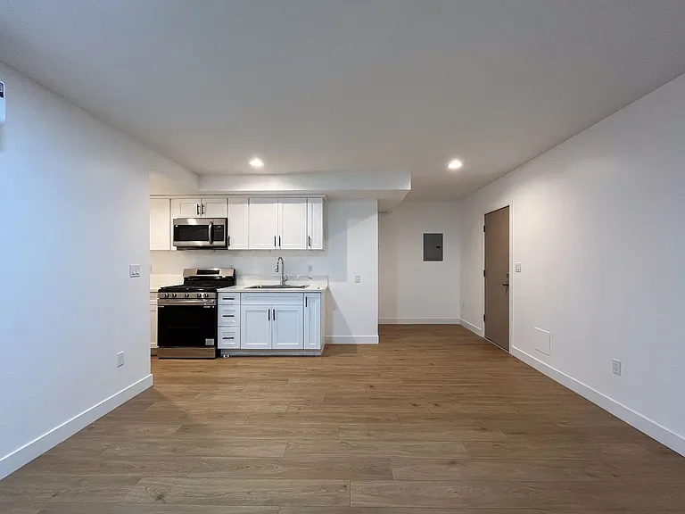 1034 Magnolia Ave — Photo 11