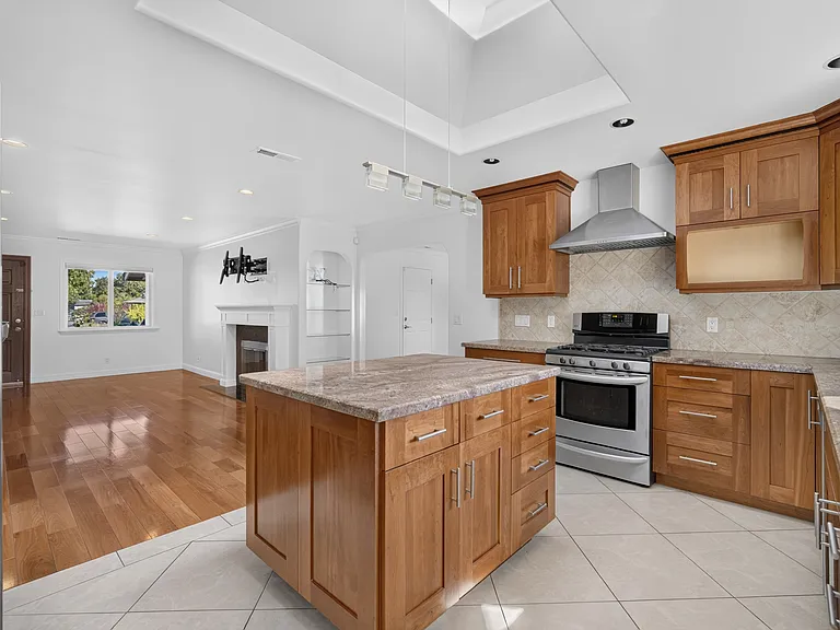 879 S Knickerbocker Dr — Photo 11