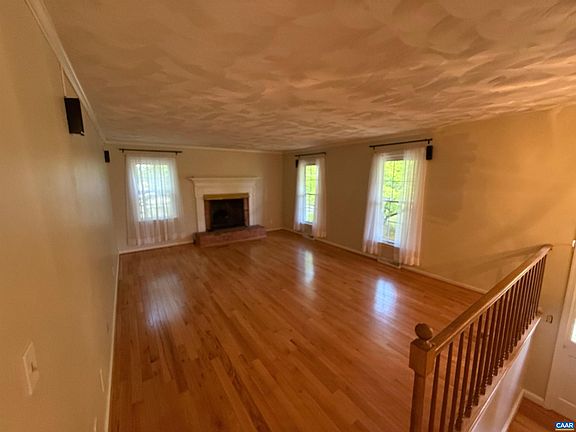 4th image of 540 Willwood Dr