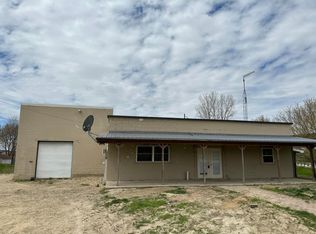 9130 N Slaughter House Rd, Warren, IL 61087