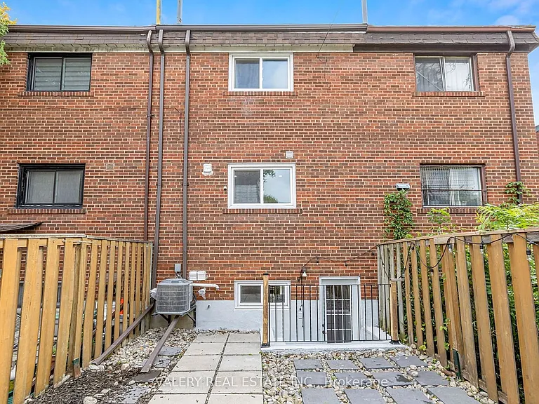 80 Saulter St — Photo 10