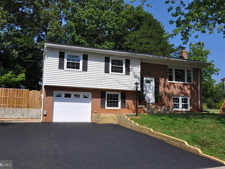 13831 Delaney Rd — Photo 20