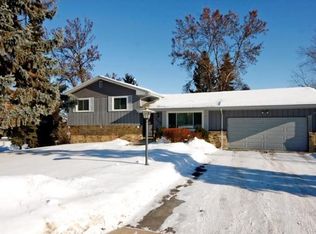 2560 Brunswick Ave N, Golden Valley, MN 55422