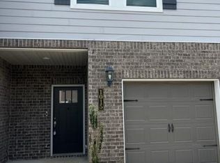 1015 McKee Ct, Columbia, TN 38401