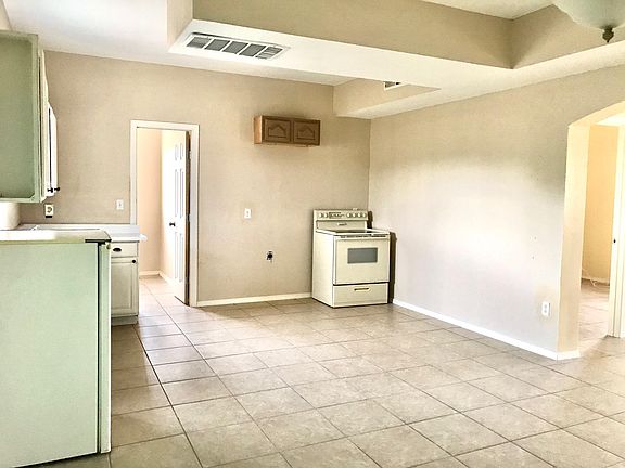 5th image of 333 Tortola Dr