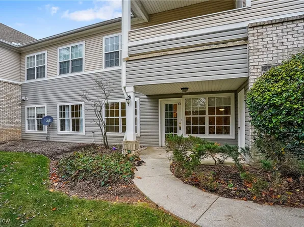 522 Robinwood I, Copley, OH 44321