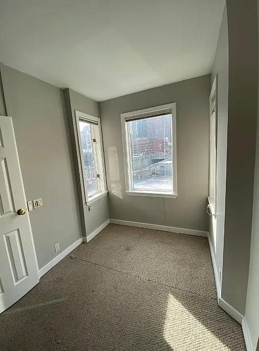 Studio, 650 sqft, $2,400 — Photo 3