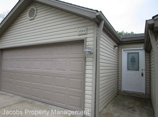 4538 W Bellview Dr #D, Columbia, MO 65203