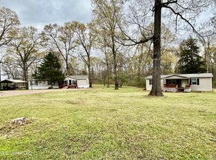 276 Hill View Cir, Byhalia, MS 38611