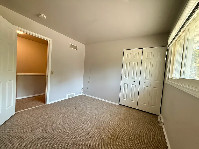 4 Dunraven Ct — Photo 14