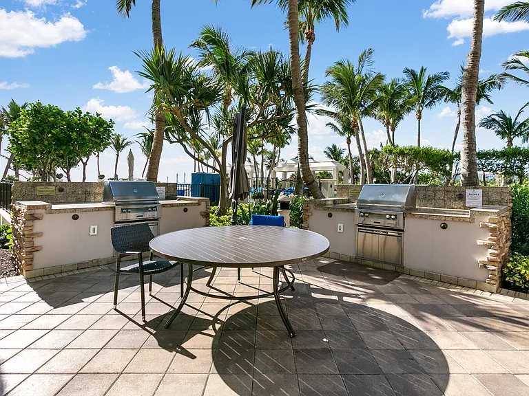2700 N Ocean Dr #501A — Photo 76