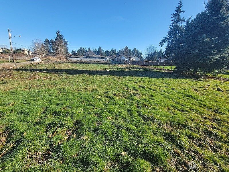 1st image of 229 xx 100th Ave S