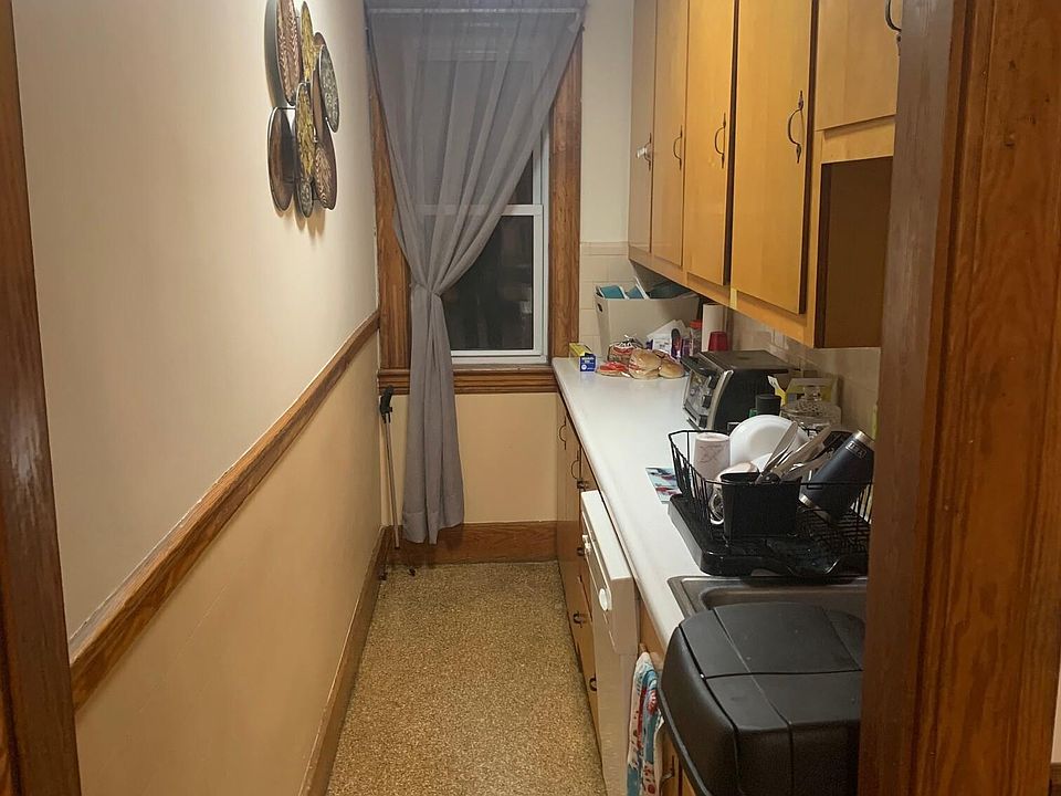 2nd image of 2 Short St #3