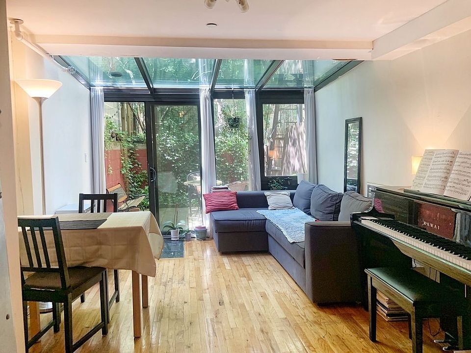 1st image of 214 W 20th St