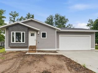 206 E Miranda St, Shell Rock, IA 50670
