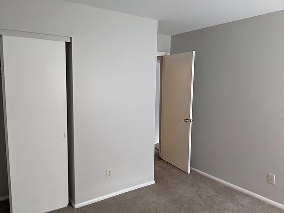 3rd image of 734 W Kilgore Rd #202-202-202