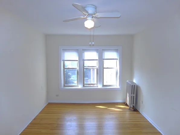 1326 W Estes Ave APT 3W, Chicago, IL 60626