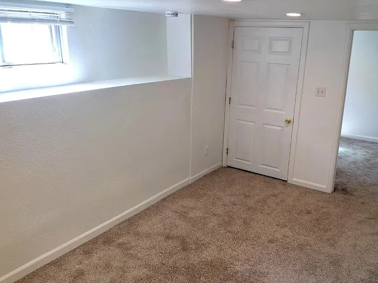 1025 Cranford Pl — Photo 7
