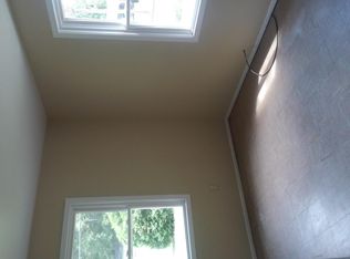910 Woodview Ave SW, Warren, OH