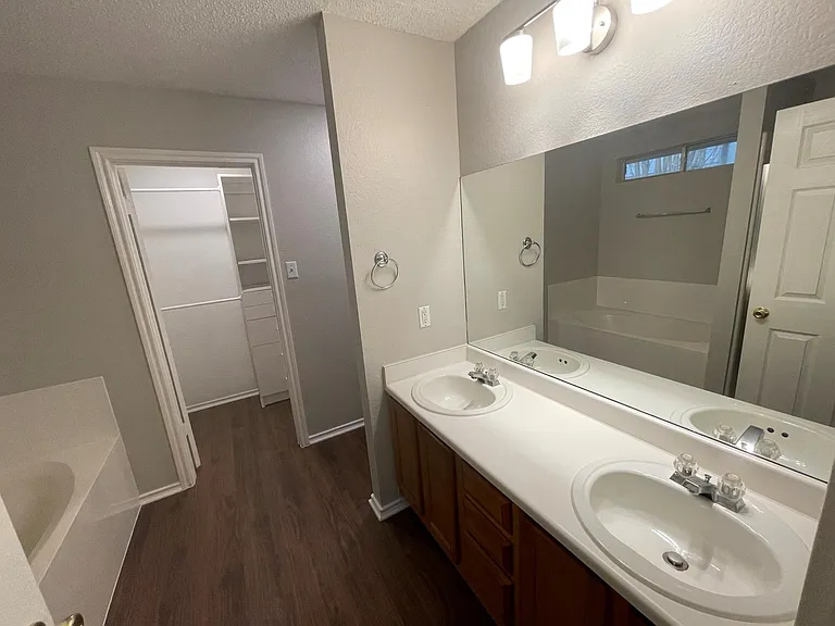 3625 Cheyenne St — Photo 10