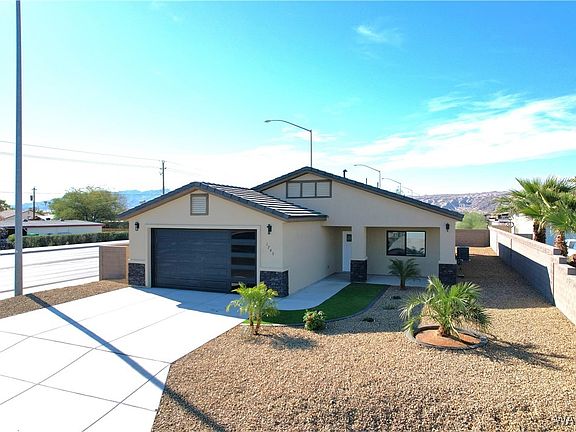 5th image of 1745 Dean Drive