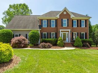 2712 Colton Dr, Oak Ridge, NC 27310