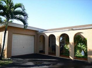610 N Douglas Rd, Pembroke Pines, FL 33024