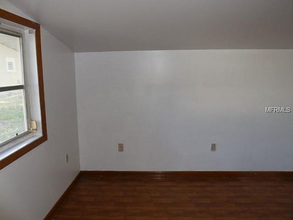 5th image of 314 E Atwater Ave