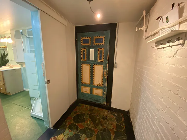 1501 West 9th Street — Photo 32