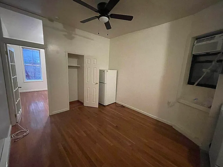 103 Allen St #2 — Photo 1