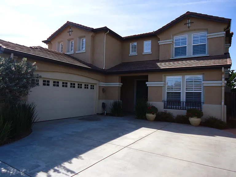 4992 Beach Wood Ct — Photo 2