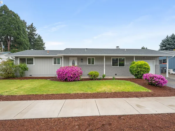 2463 Moore St, Eugene, OR 97404