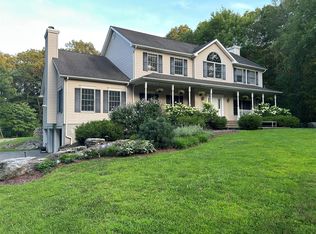 13 Laurie Ln, South Salem, NY 10590