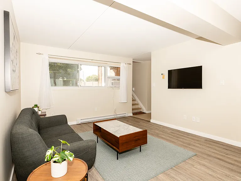 88 Southpark Dr #28 — Photo 6