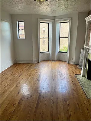 Rented by EXR | media 1