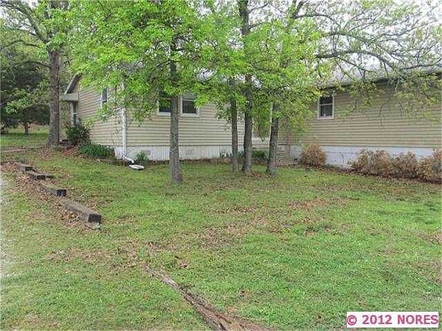 2nd image of 20350 Seneca Dr